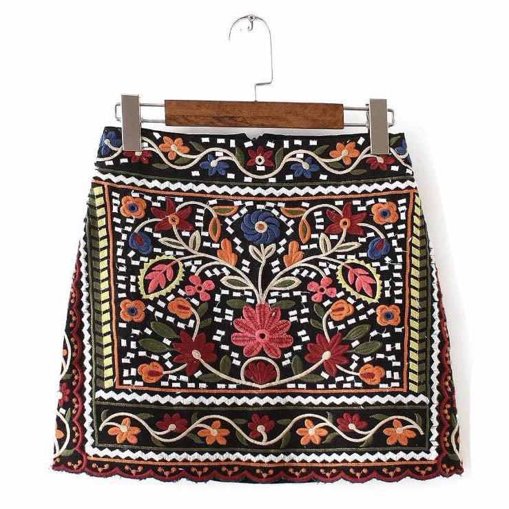 EMBROIDERED SKIRT